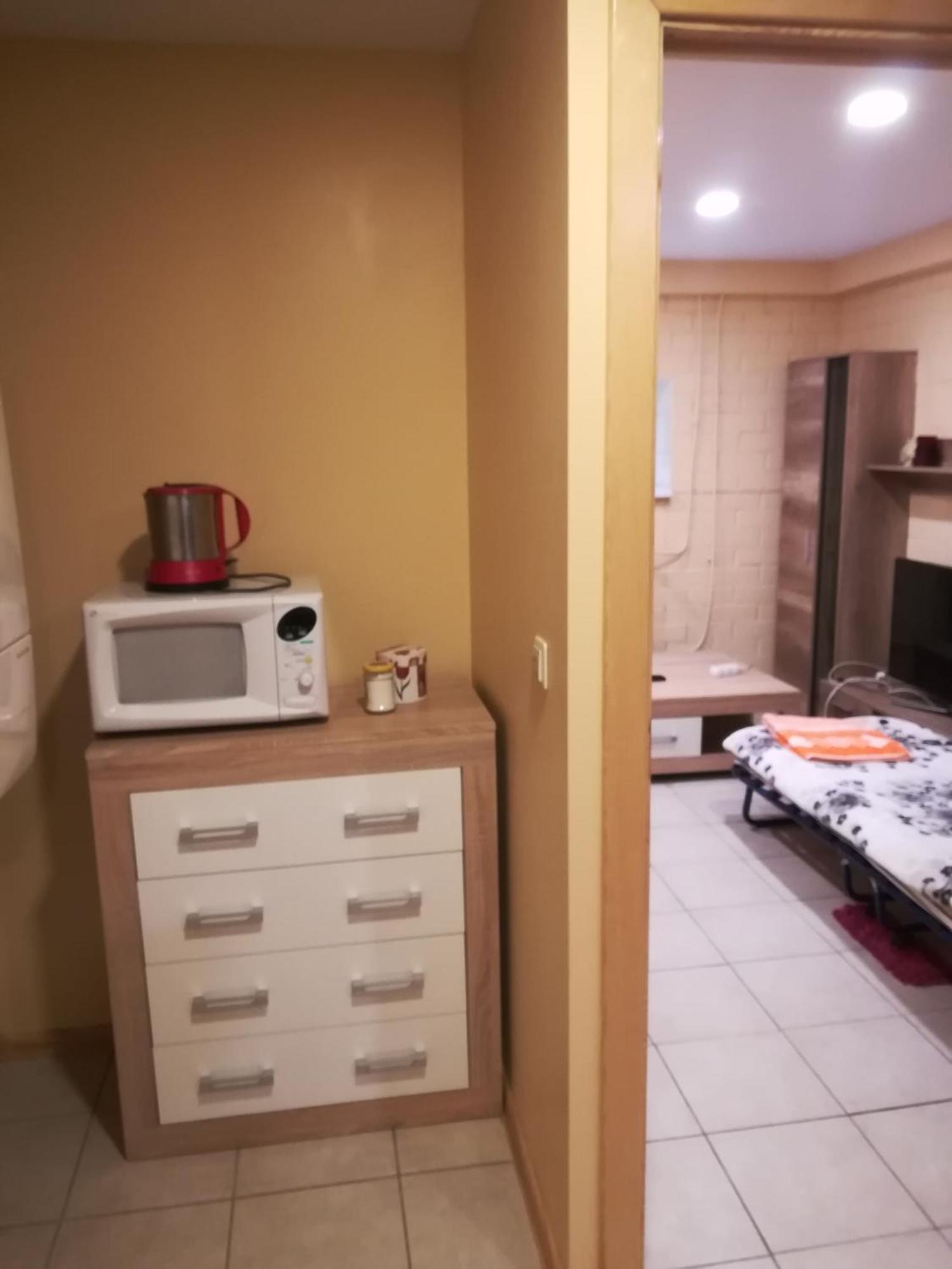 Homestay Roja วิลนีอุส ภายนอก รูปภาพ