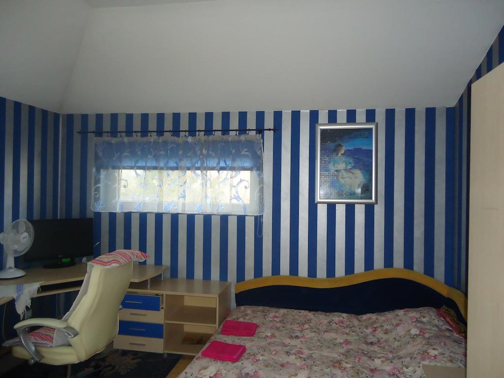 Homestay Roja วิลนีอุส ภายนอก รูปภาพ