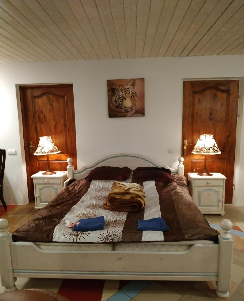 Homestay Roja วิลนีอุส ภายนอก รูปภาพ